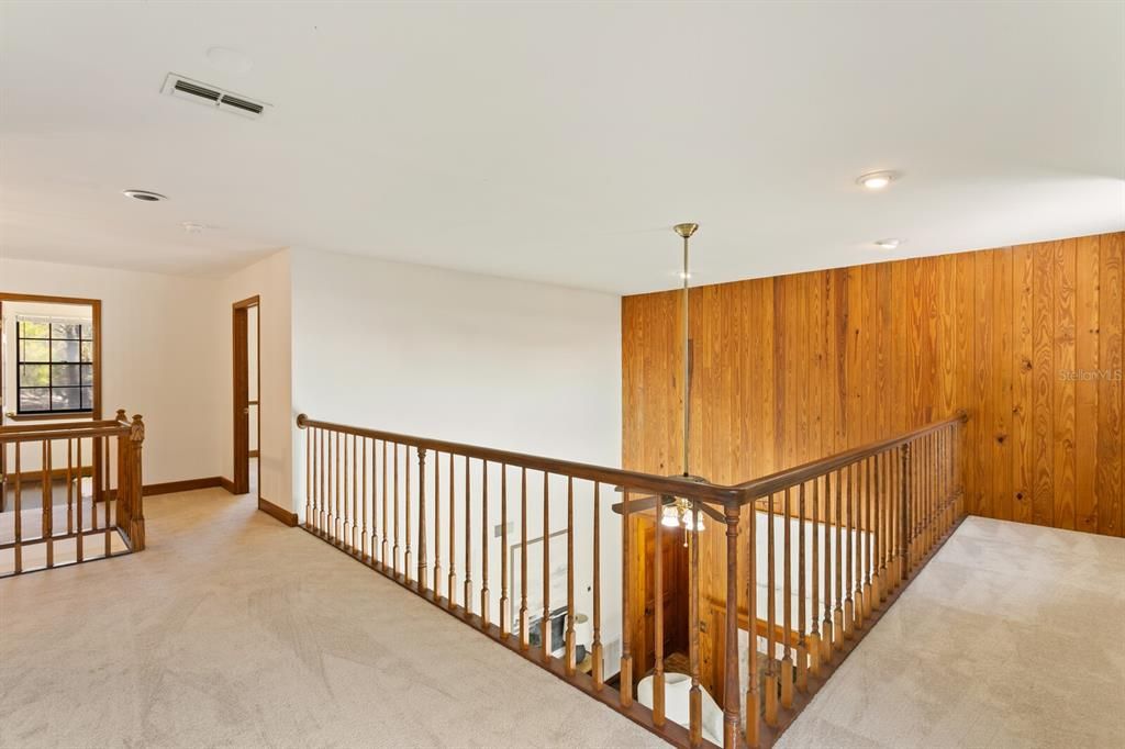 Activo con contrato: $725,000 (4 camas, 3 baños, 2964 Pies cuadrados)