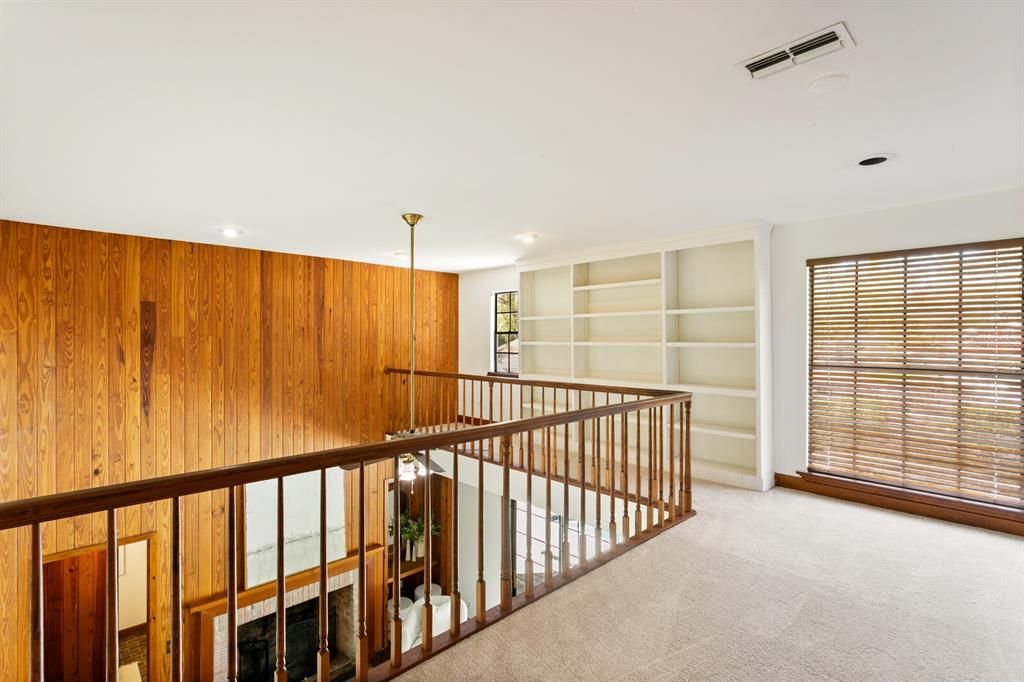 Activo con contrato: $725,000 (4 camas, 3 baños, 2964 Pies cuadrados)