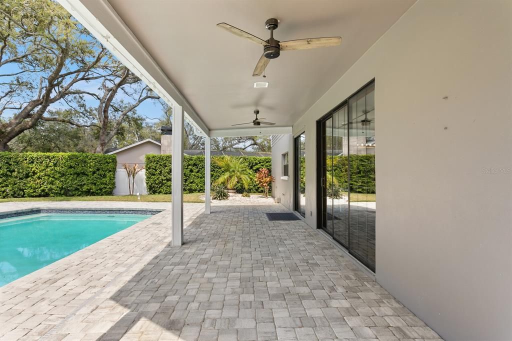 Activo con contrato: $725,000 (4 camas, 3 baños, 2964 Pies cuadrados)