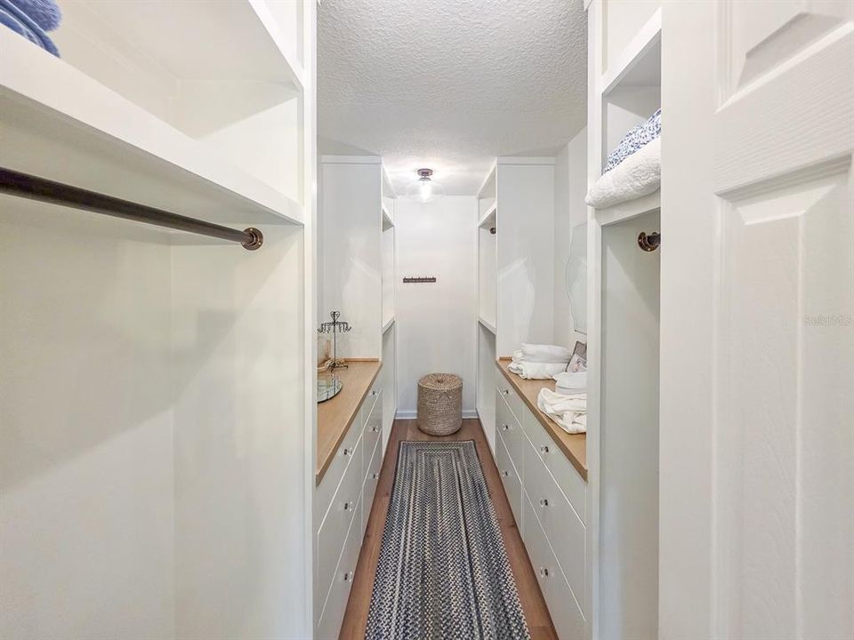 На продажу: $1,100,000 (3 спален, 3 ванн, 3031 Квадратных фут)