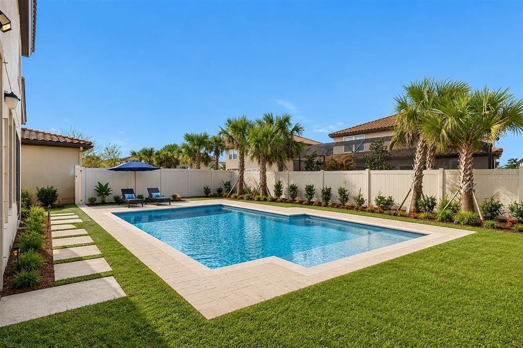 Activo con contrato: $780,000 (6 camas, 4 baños, 3336 Pies cuadrados)