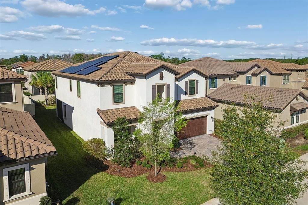 Activo con contrato: $780,000 (6 camas, 4 baños, 3336 Pies cuadrados)