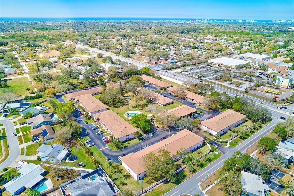 Active With Contract: $179,900 (2 beds, 2 baths, 1110 Square Feet)