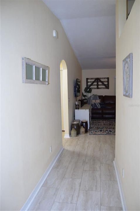 Activo con contrato: $239,999 (3 camas, 2 baños, 1404 Pies cuadrados)