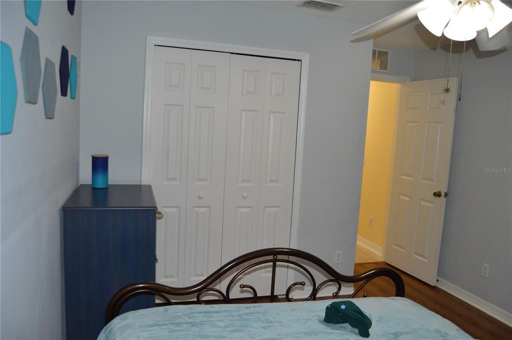 Activo con contrato: $239,999 (3 camas, 2 baños, 1404 Pies cuadrados)