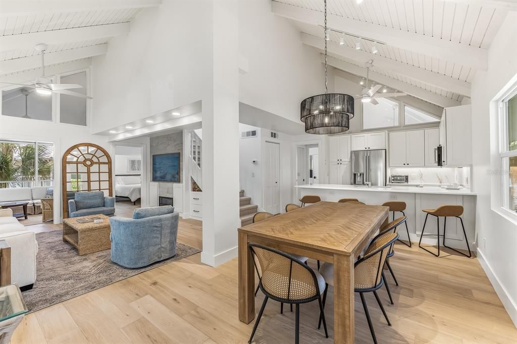 For Sale: $2,450,000 (3 beds, 3 baths, 1640 Square Feet)