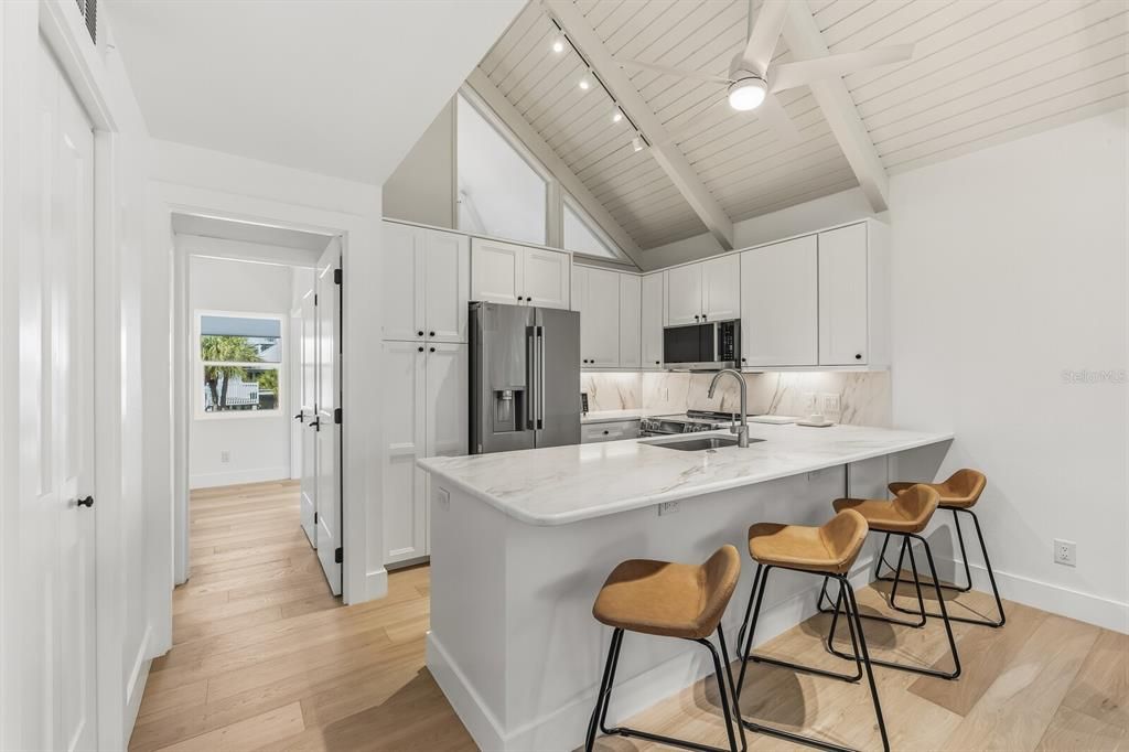 For Sale: $2,450,000 (3 beds, 3 baths, 1640 Square Feet)