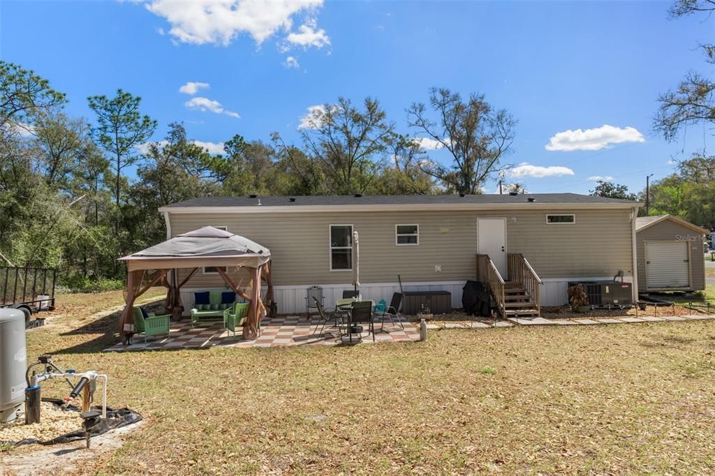 Под контрактом: $178,000 (3 спален, 2 ванн, 1352 Квадратных фут)