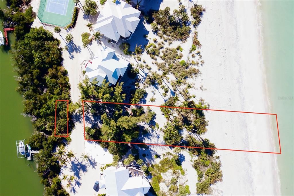 For Sale: $1,465,000 (0.94 acres)