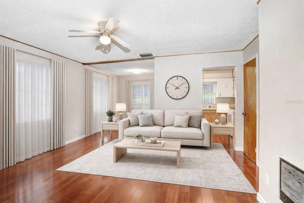 For Sale: $184,999 (3 beds, 1 baths, 984 Square Feet)