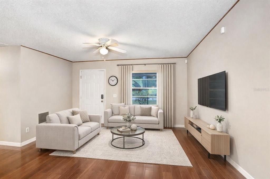 For Sale: $184,999 (3 beds, 1 baths, 984 Square Feet)