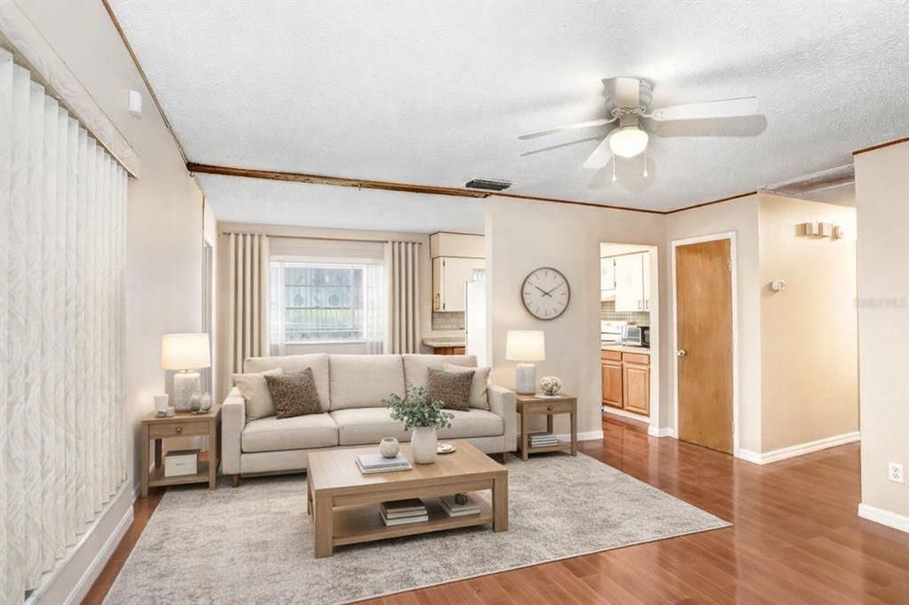 For Sale: $184,999 (3 beds, 1 baths, 984 Square Feet)