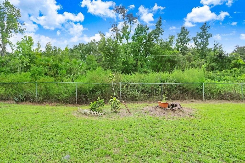 For Sale: $184,999 (3 beds, 1 baths, 984 Square Feet)