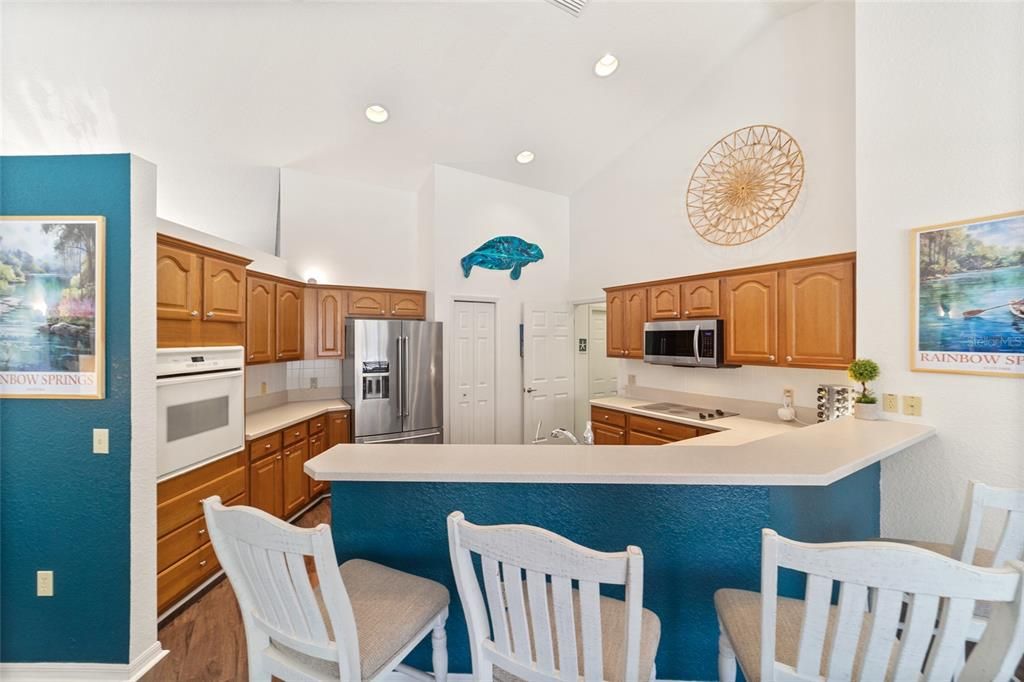 En Venta: $439,500 (3 camas, 2 baños, 2063 Pies cuadrados)