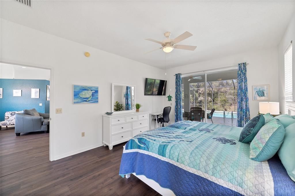 En Venta: $439,500 (3 camas, 2 baños, 2063 Pies cuadrados)