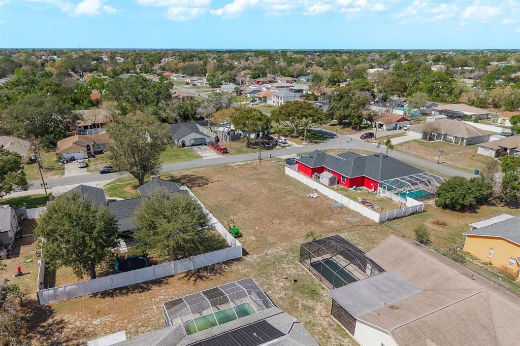 Под контрактом: $69,000 (0.23 acres)