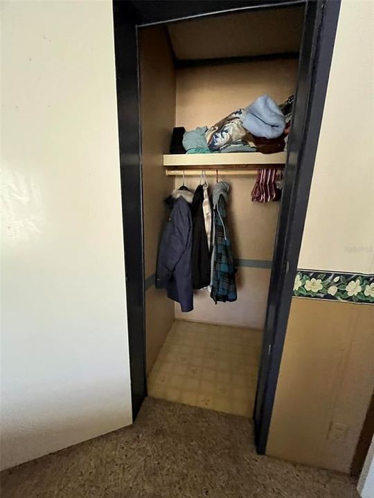 На продажу: $155,000 (3 спален, 2 ванн, 1104 Квадратных фут)