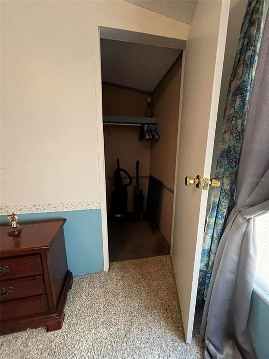 На продажу: $155,000 (3 спален, 2 ванн, 1104 Квадратных фут)