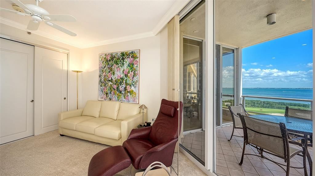 For Sale: $1,145,000 (3 beds, 3 baths, 2250 Square Feet)