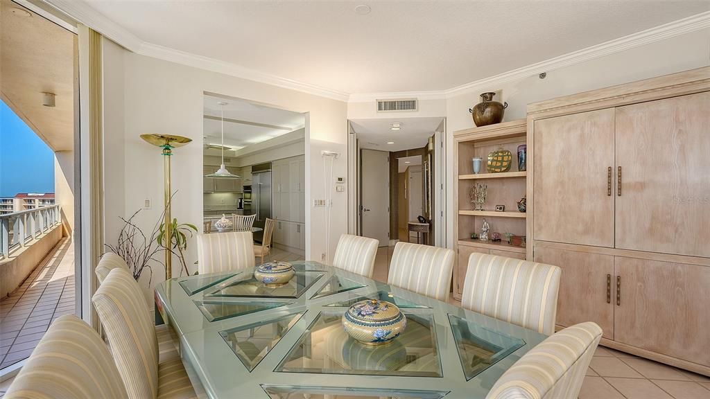 For Sale: $1,145,000 (3 beds, 3 baths, 2250 Square Feet)