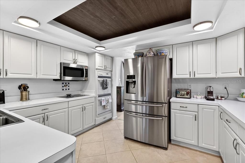 Activo con contrato: $427,900 (2 camas, 2 baños, 2230 Pies cuadrados)