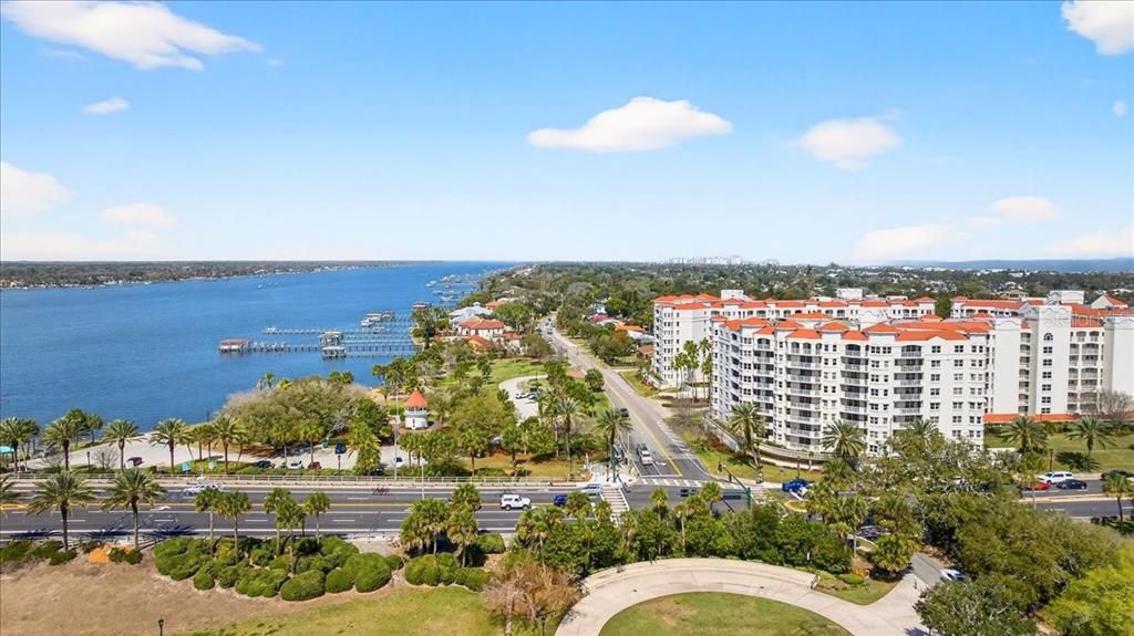 Activo con contrato: $427,900 (2 camas, 2 baños, 2230 Pies cuadrados)