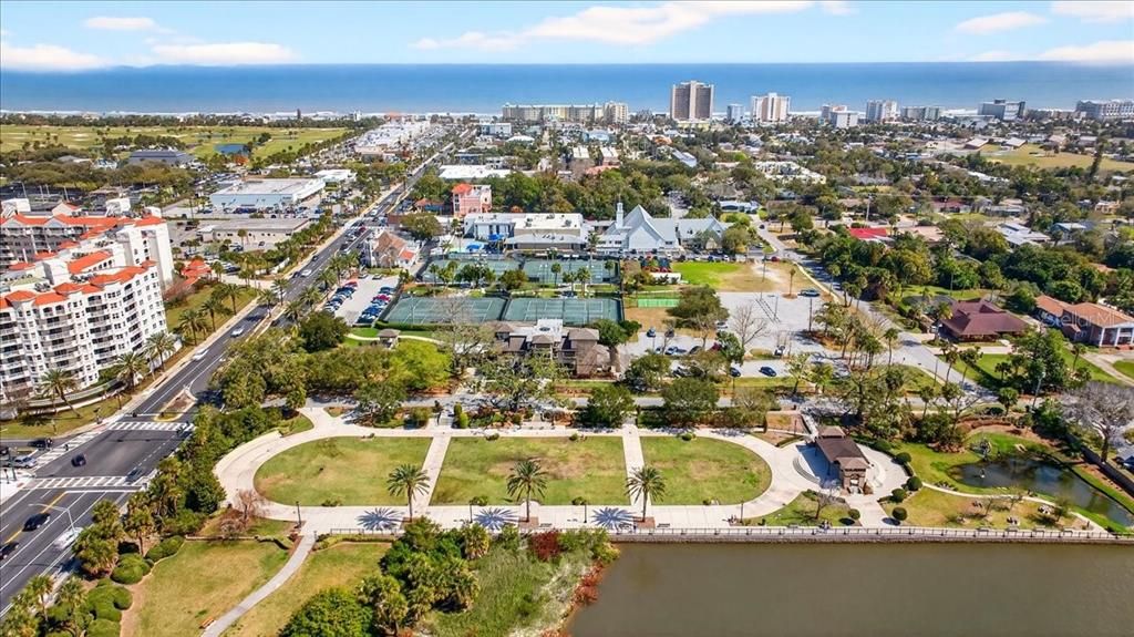 Activo con contrato: $427,900 (2 camas, 2 baños, 2230 Pies cuadrados)