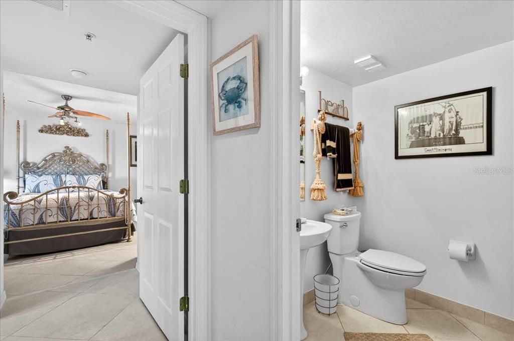 Activo con contrato: $427,900 (2 camas, 2 baños, 2230 Pies cuadrados)