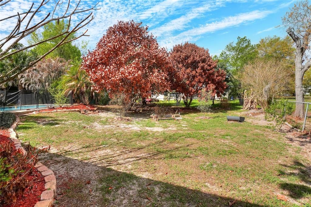 For Sale: $389,000 (3 beds, 2 baths, 1560 Square Feet)