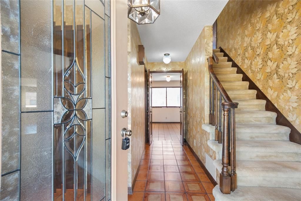 En Venta: $679,900 (4 camas, 3 baños, 2894 Pies cuadrados)