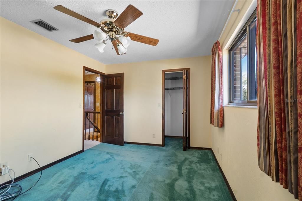 En Venta: $679,900 (4 camas, 3 baños, 2894 Pies cuadrados)