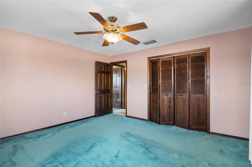 En Venta: $679,900 (4 camas, 3 baños, 2894 Pies cuadrados)