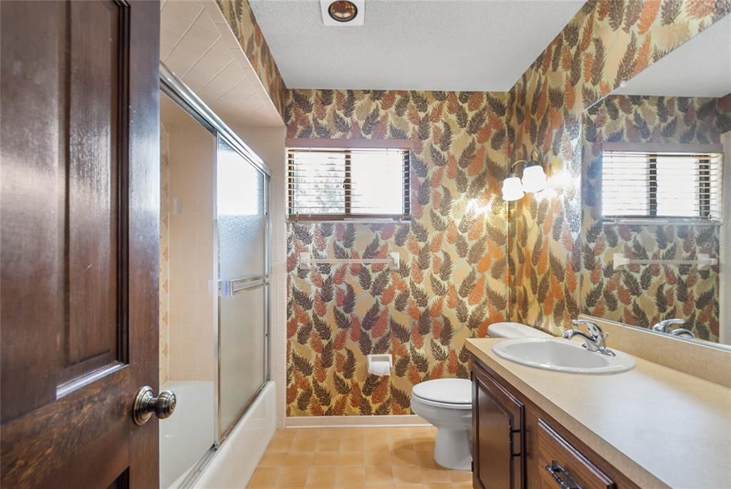 En Venta: $679,900 (4 camas, 3 baños, 2894 Pies cuadrados)