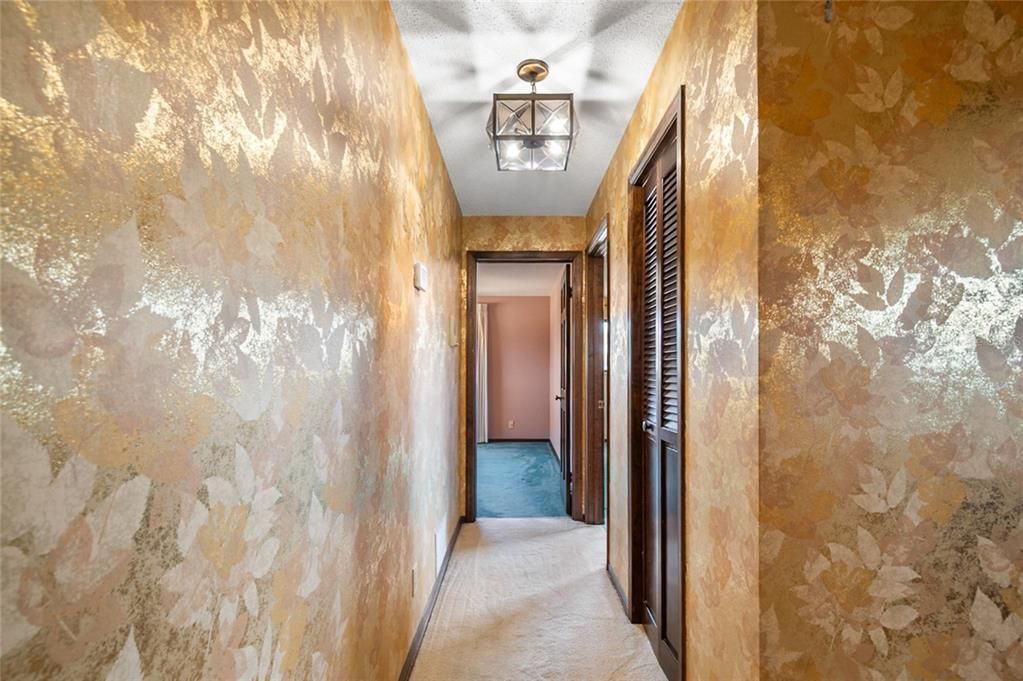 En Venta: $679,900 (4 camas, 3 baños, 2894 Pies cuadrados)