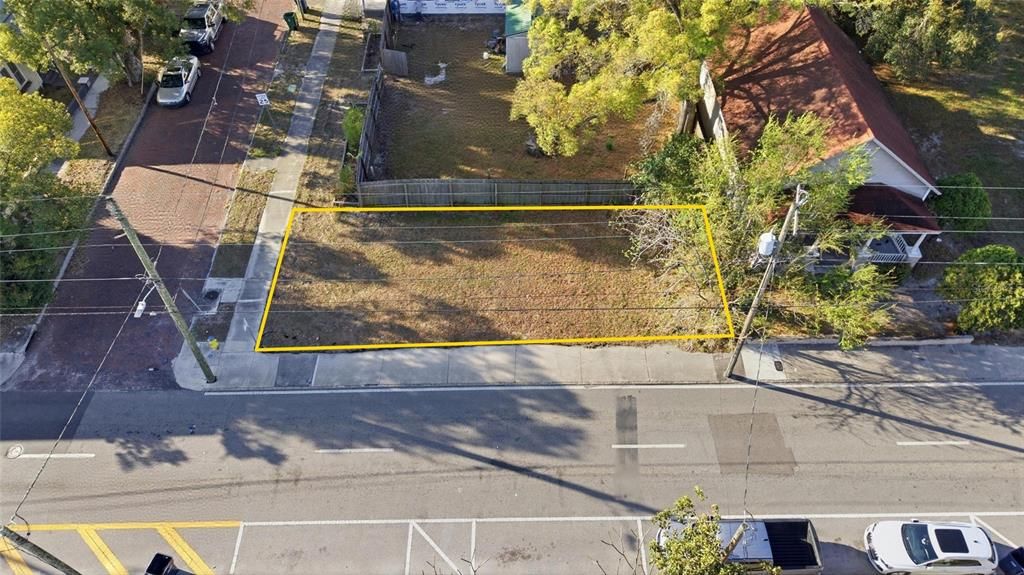待售: $125,000 (0.05 acres)