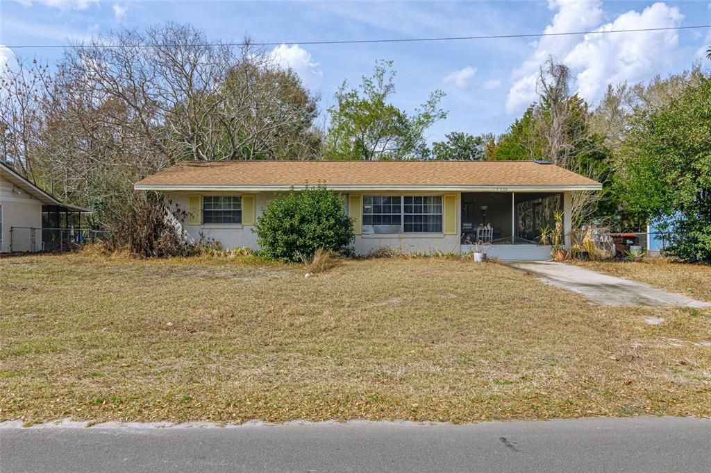 Recently Sold: $119,000 (2 beds, 1 baths, 832 Square Feet)