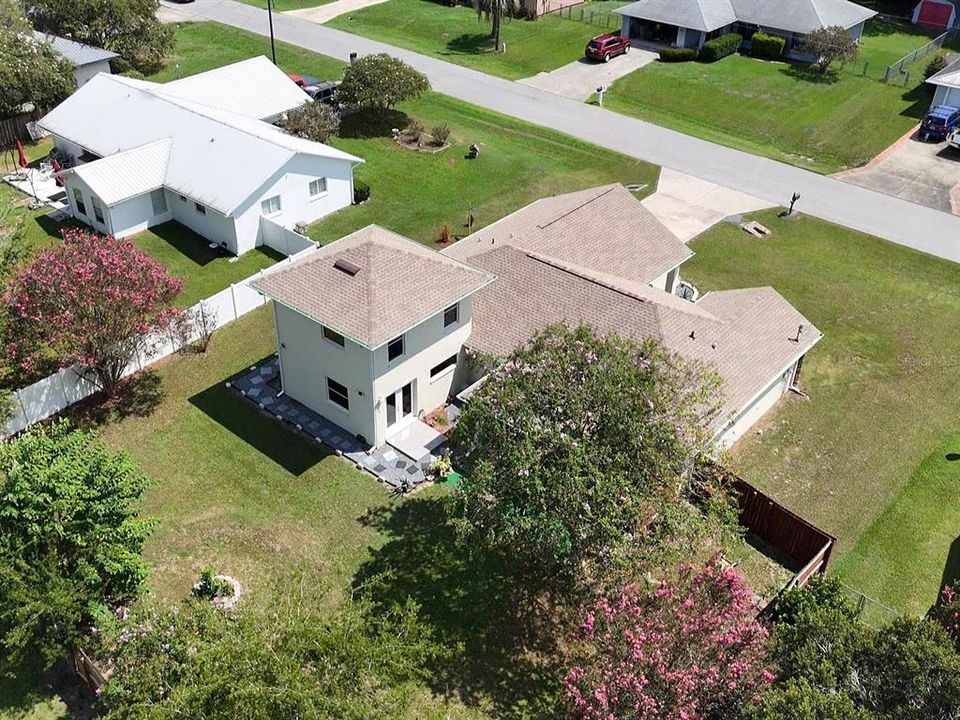 En Venta: $375,000 (4 camas, 3 baños, 1989 Pies cuadrados)