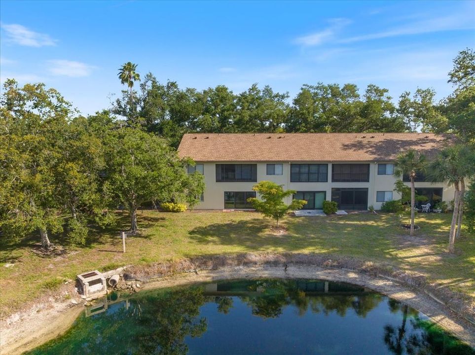 For Rent: $2,200 (2 beds, 2 baths, 1012 Square Feet)