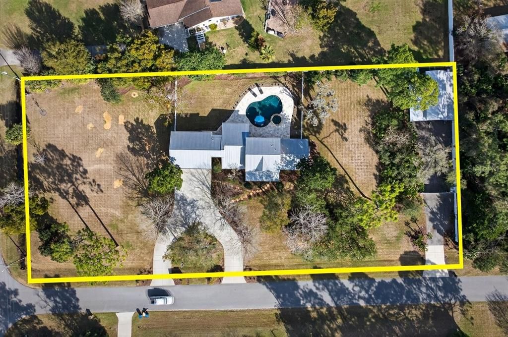 For Sale: $889,900 (4 beds, 4 baths, 2650 Square Feet)