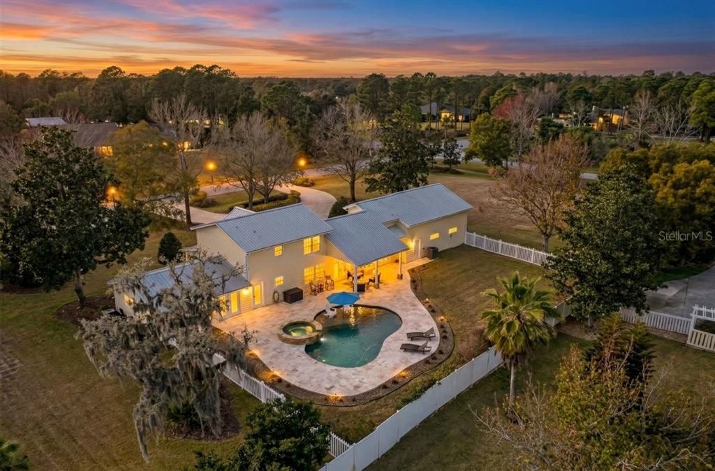 For Sale: $889,900 (4 beds, 4 baths, 2650 Square Feet)