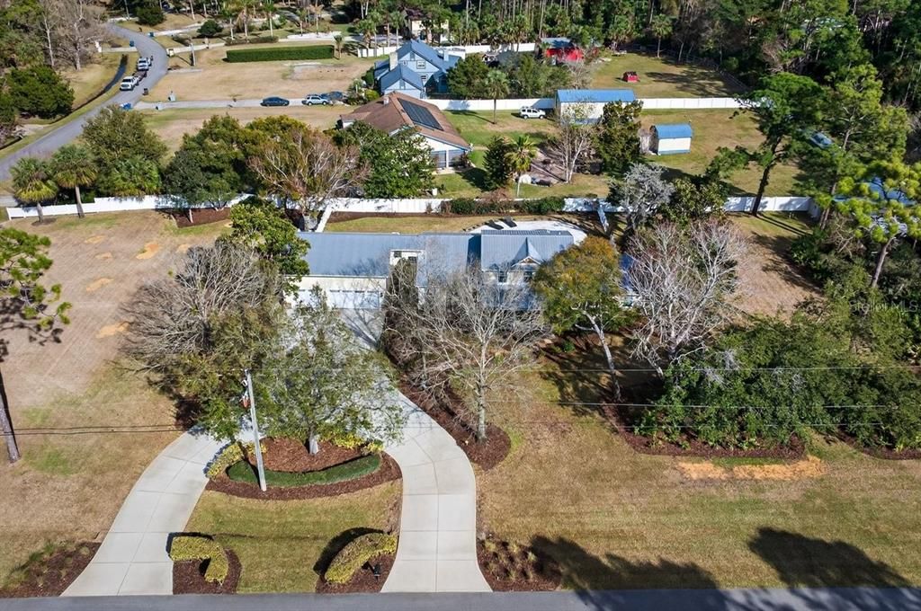 For Sale: $889,900 (4 beds, 4 baths, 2650 Square Feet)