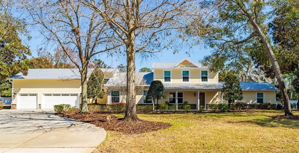 For Sale: $889,900 (4 beds, 4 baths, 2650 Square Feet)