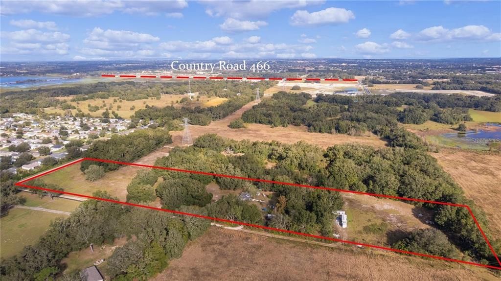 待售: $699,900 (9.81 acres)