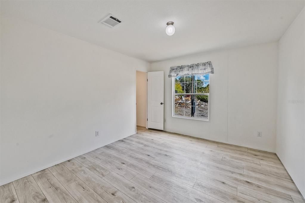 En Venta: $235,900 (3 camas, 2 baños, 1512 Pies cuadrados)