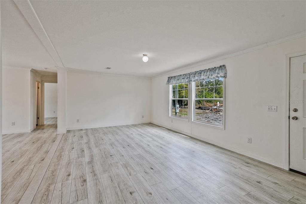 En Venta: $235,900 (3 camas, 2 baños, 1512 Pies cuadrados)