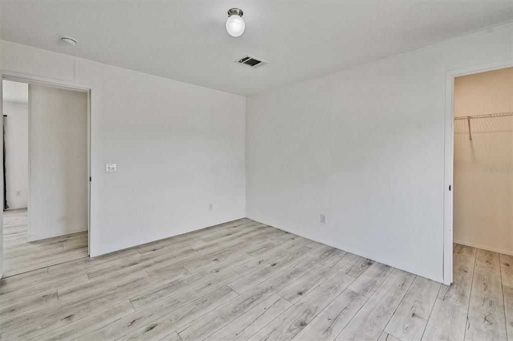 En Venta: $235,900 (3 camas, 2 baños, 1512 Pies cuadrados)