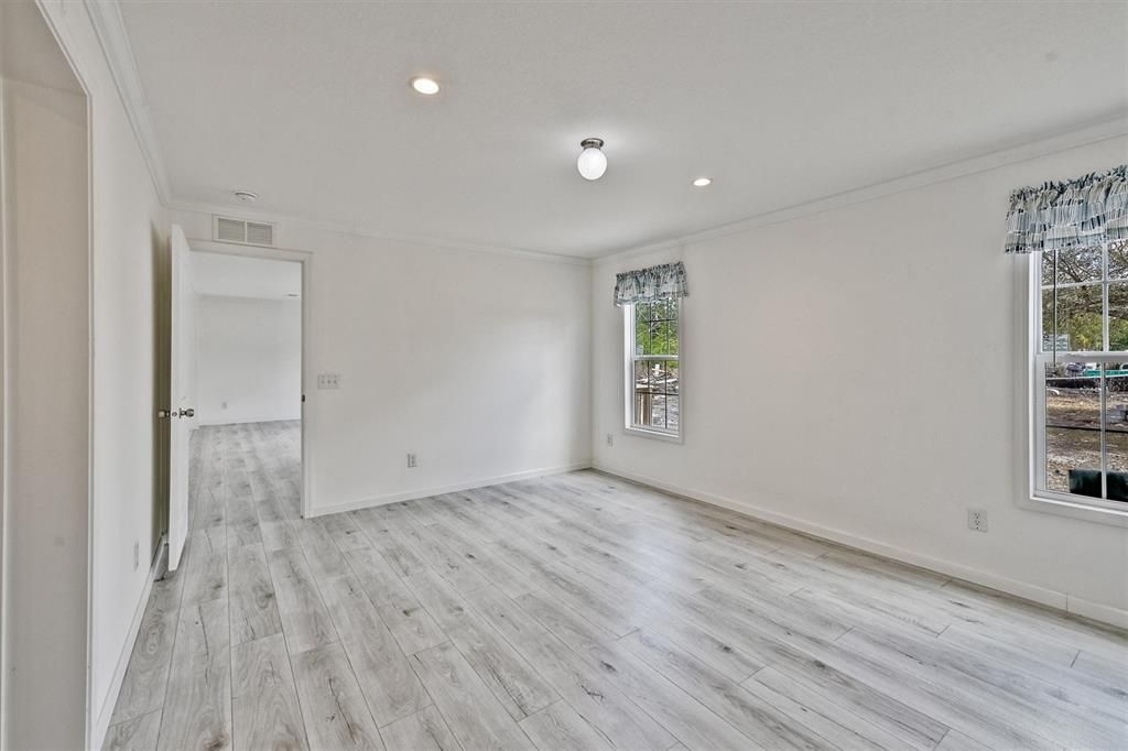 En Venta: $235,900 (3 camas, 2 baños, 1512 Pies cuadrados)