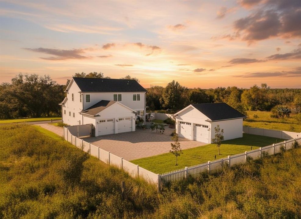На продажу: $995,000 (3 спален, 3 ванн, 3065 Квадратных фут)
