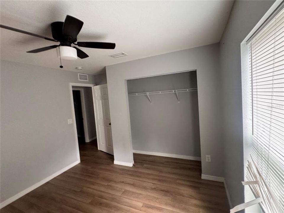 For Sale: $307,900 (3 beds, 2 baths, 1300 Square Feet)