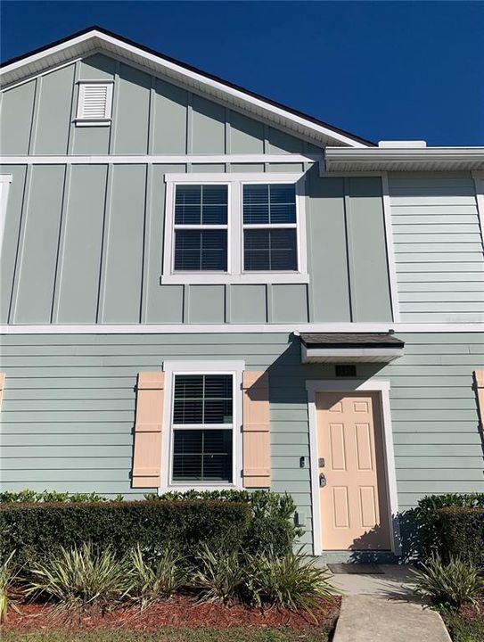 Recently Sold: $205,000 (2 beds, 2 baths, 1109 Square Feet)